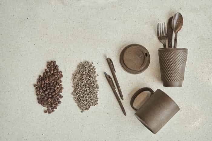 ly quà tặng làm từ bã cà phê