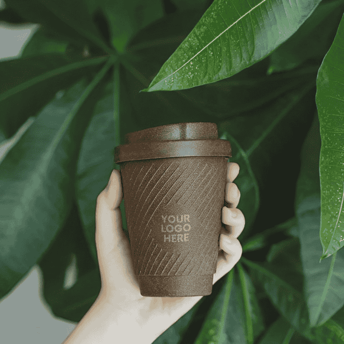 Ly To-go làm từ bã cà phê