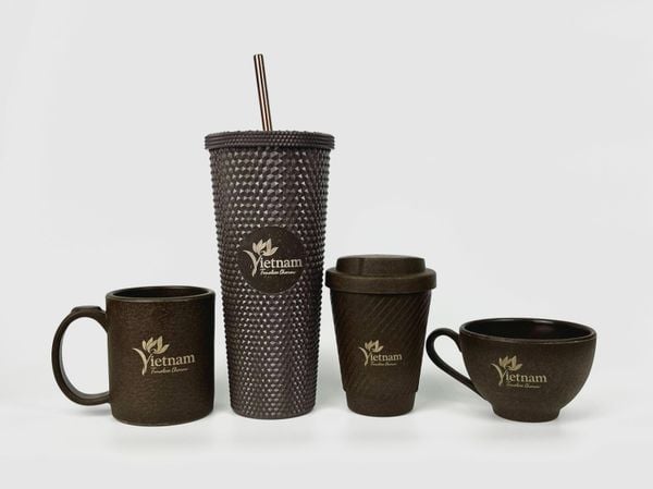 Quà Tặng Doanh Nghiệp Độc Đáo – Giải Pháp Nâng Tầm Thương Hiệu Hiện Đại 6 Ly quà tặng thân thiện với môi trường từ bã cà phê