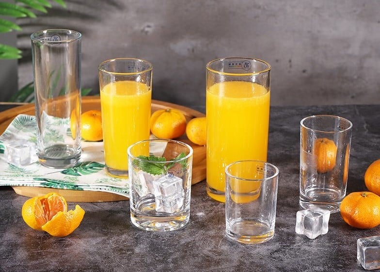 5 Mẫu Cốc Quà Tặng Doanh Nghiệp Phổ Biến 1 Cốc quà tặng doanh nghiệp làm từ thủy tinh