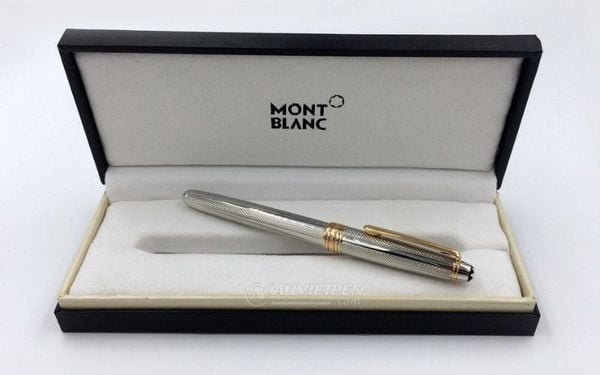 10+ Ý Tưởng Quà Tặng Thương Hiệu Giúp Nâng Cao Hình Ảnh Doanh Nghiệp 4 Bút ký cao cấp - quà tặng khách hàng ấn tượng