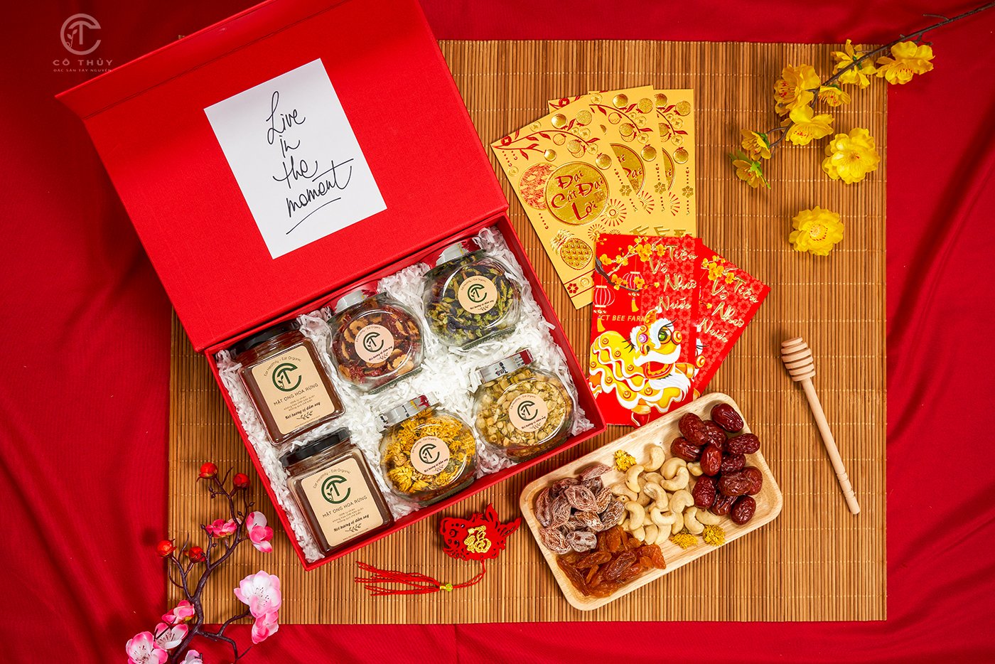 Quà tặng tết cho nhân viên